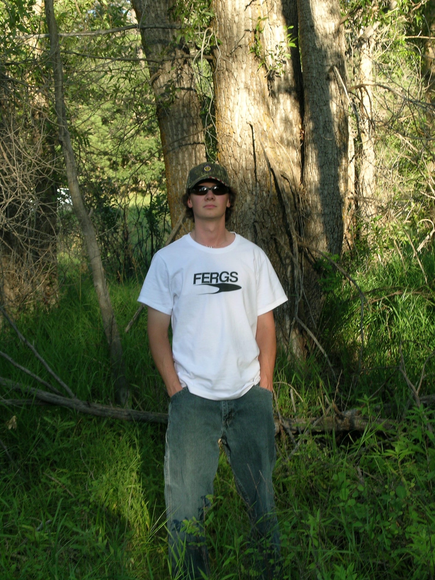 FERGS LOGO TEE